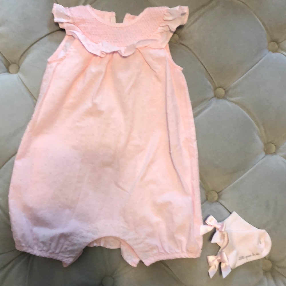Lili Gaufrette  pink jumper w/ matching bow socks